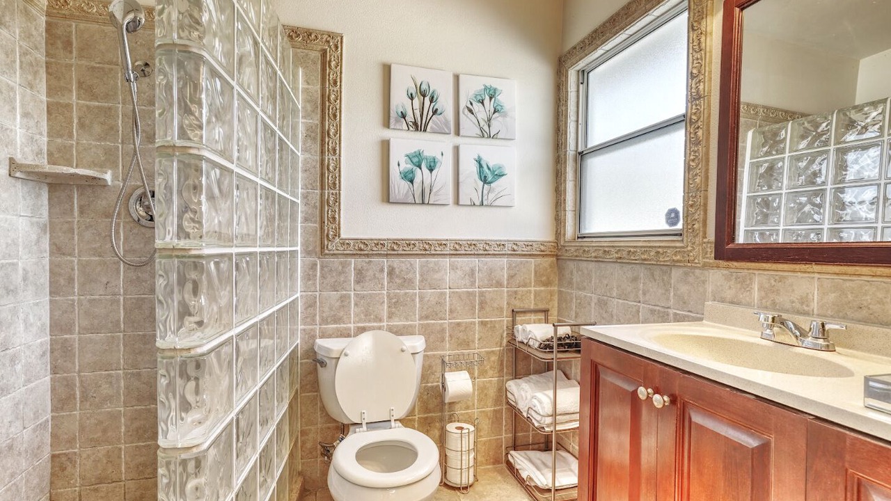 Photo of Bathroom in Fullerton