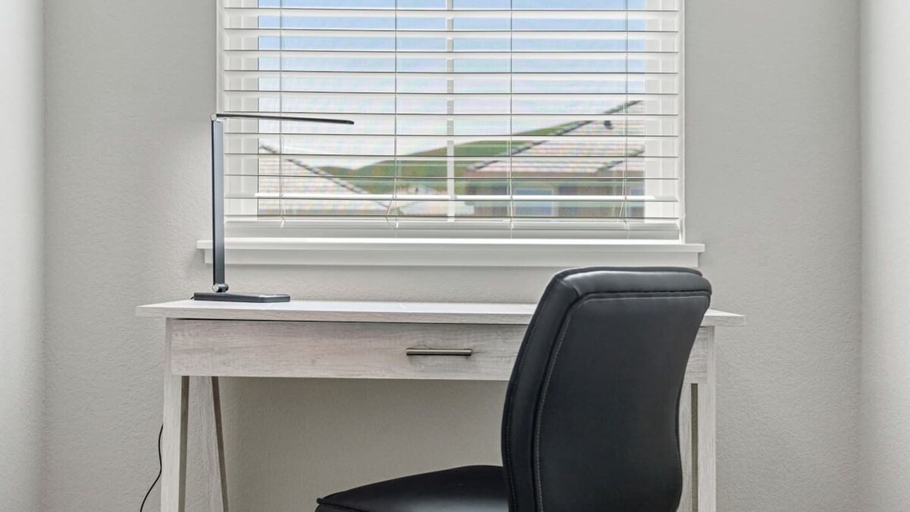 Photo of Bedroom in Pittsburg
