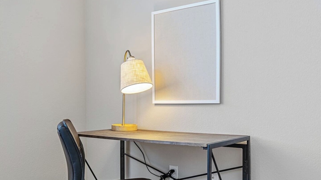 Photo of Bedroom in Pittsburg