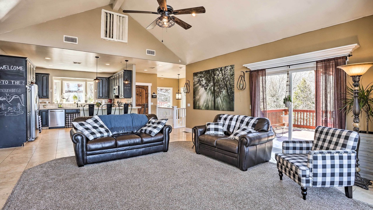 Photo of Bedroom in Lake Arrowhead