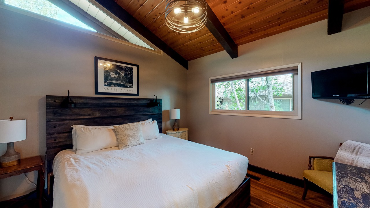 Photo of Bedroom in Bass Lake