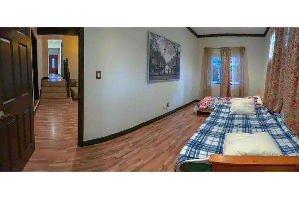 Photo of Bedroom in Lincoln Acres