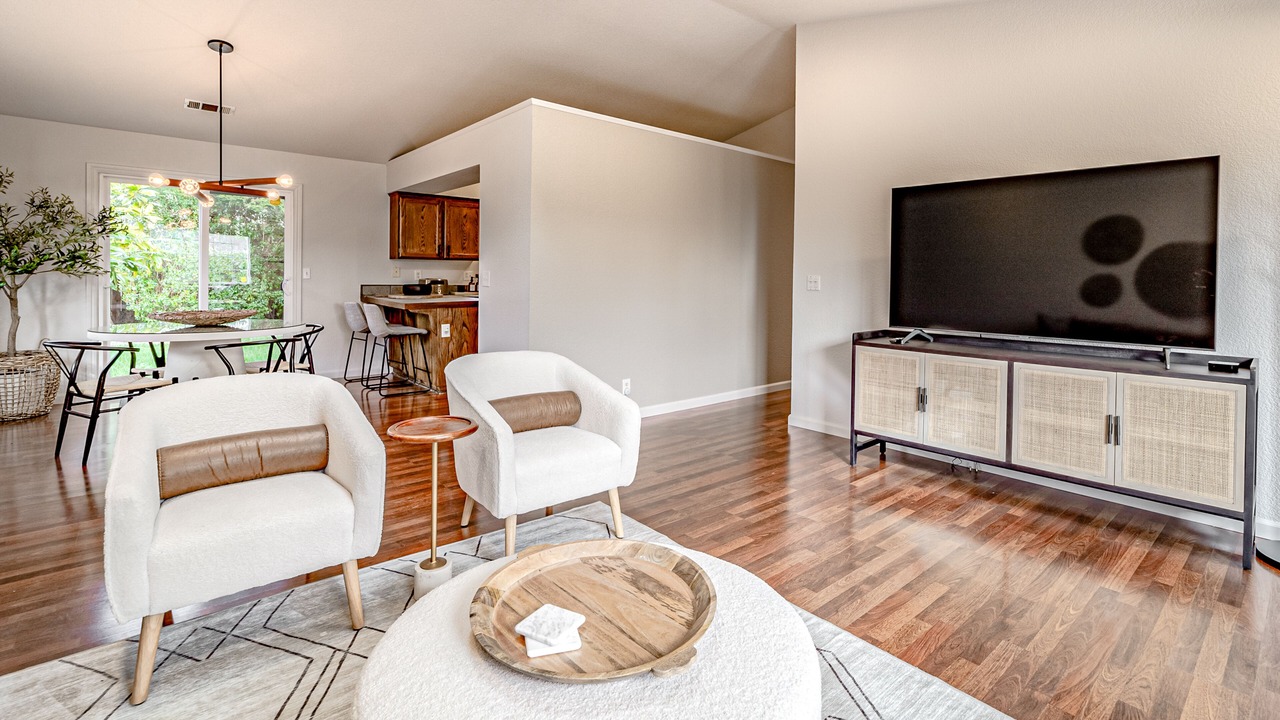 Photo of Livingroom in McKinleyville