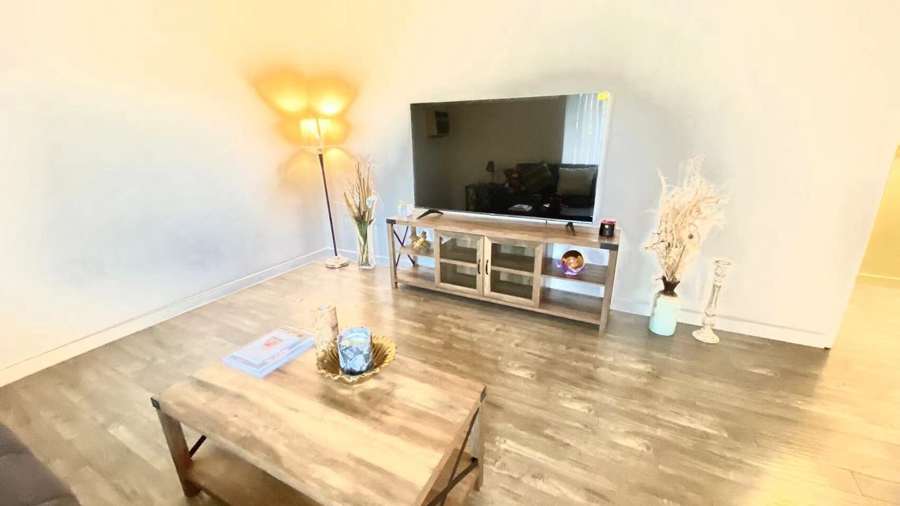 Photo of Livingroom in East Whittier