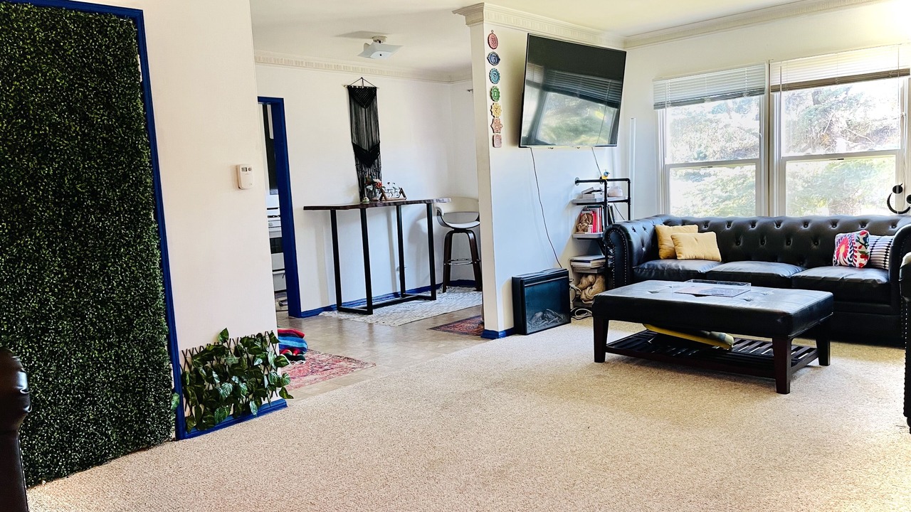 Photo of Livingroom in Los Feliz