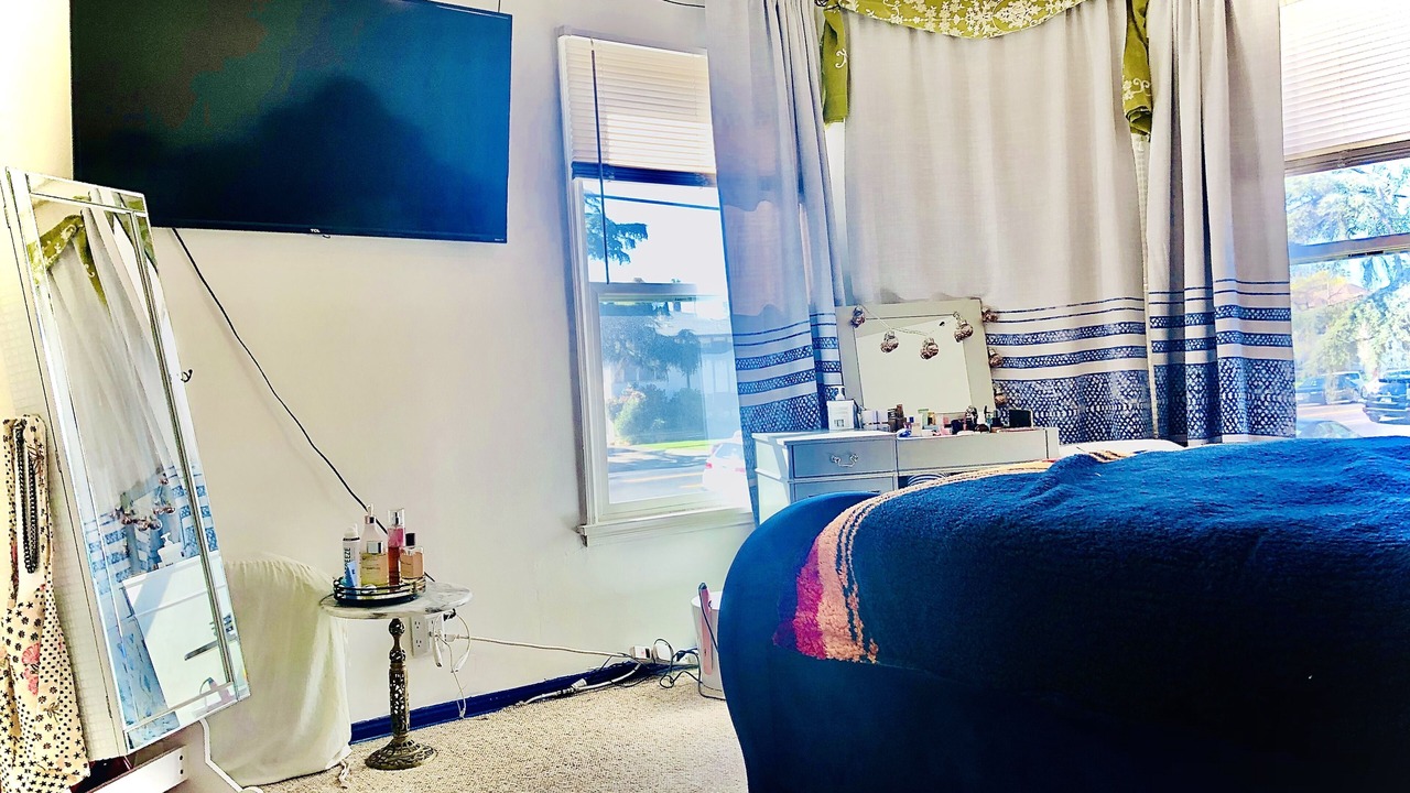 Photo of Bedroom in Los Feliz