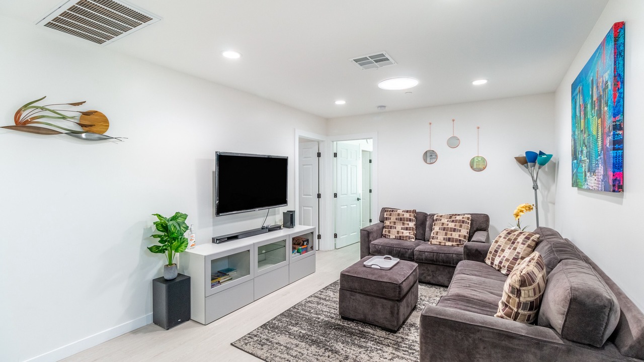 Photo of Livingroom in East San Gabriel
