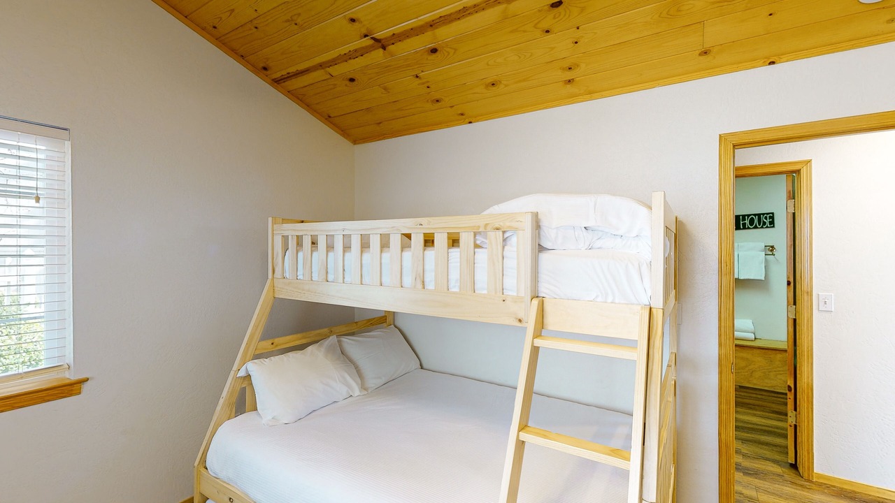 Photo of Bedroom in Bass Lake