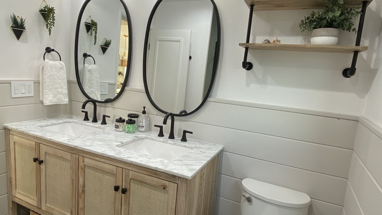 Photo of Bathroom in Hermosa Beach