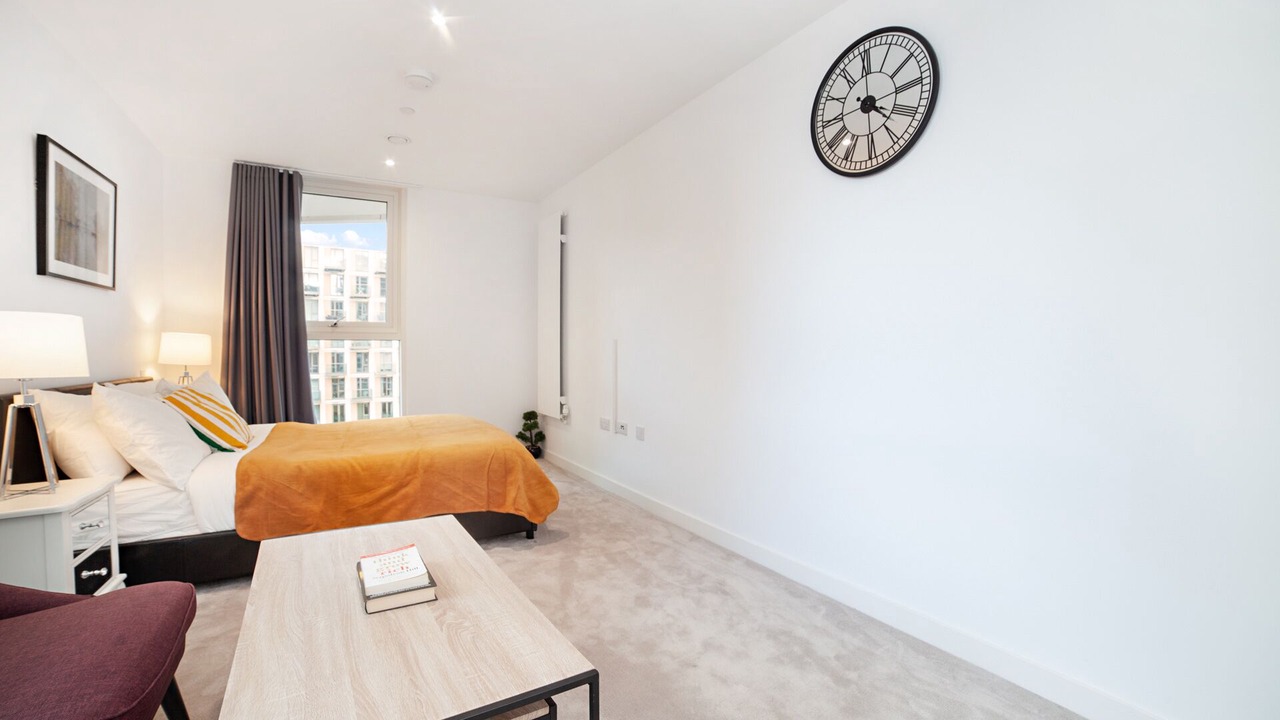 Photo of Bedroom in Royal Docks