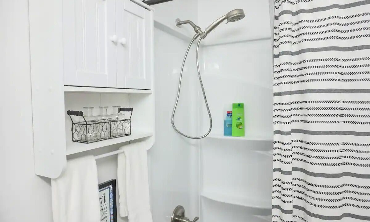 Photo of Bathroom in Palmdale