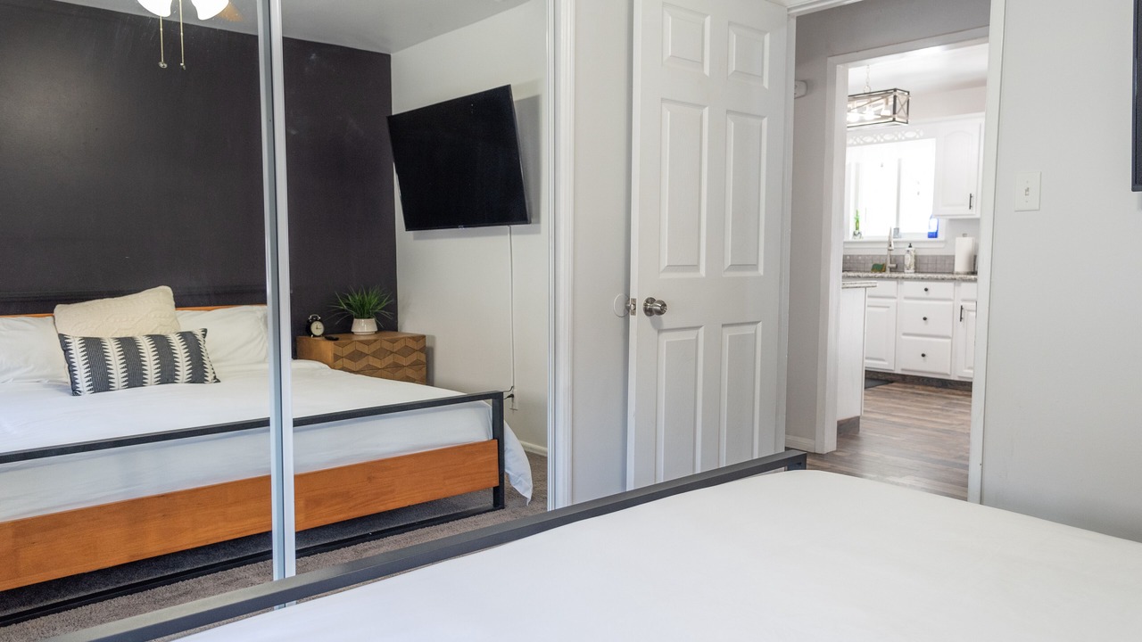 Photo of Bedroom in Palmdale