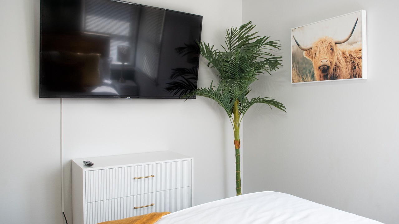 Photo of Bedroom in Palmdale