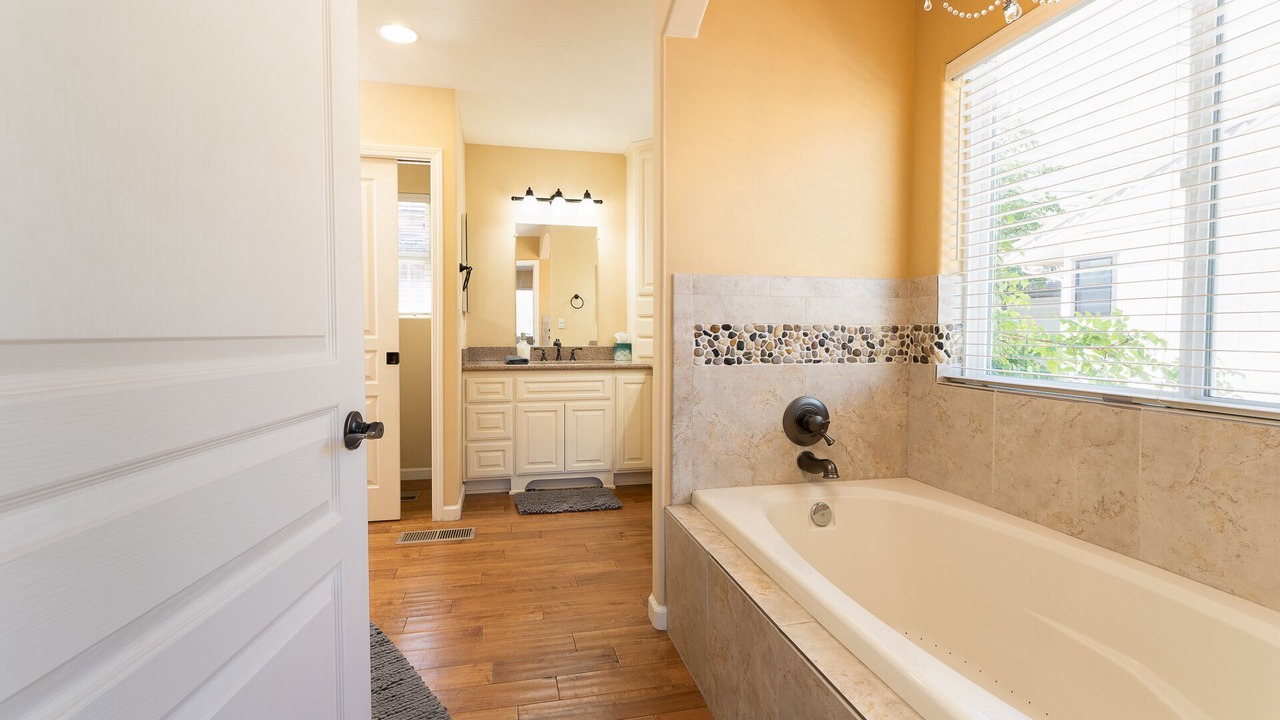 Photo of Bathroom in Kernville