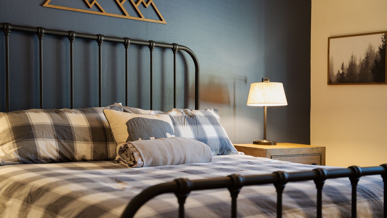 Photo of Bedroom in Kernville