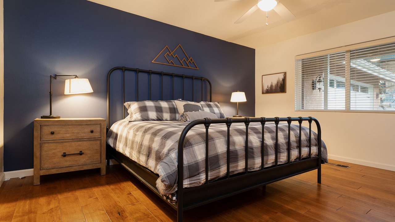 Photo of Bedroom in Kernville