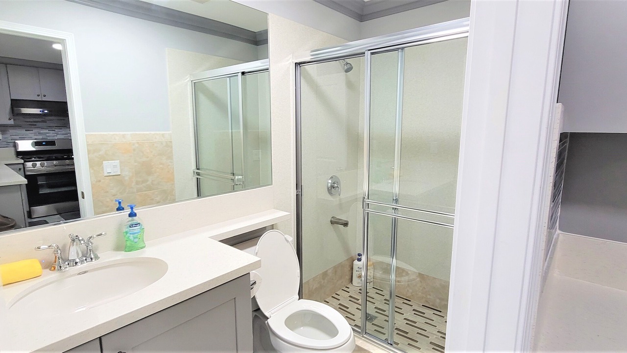 Photo of Bathroom in Midway City