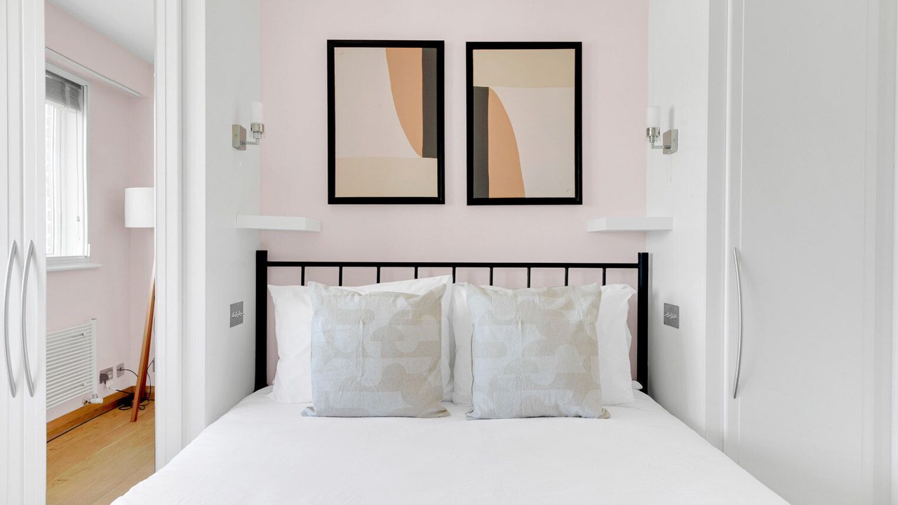 Photo of Bedroom in Abingdon