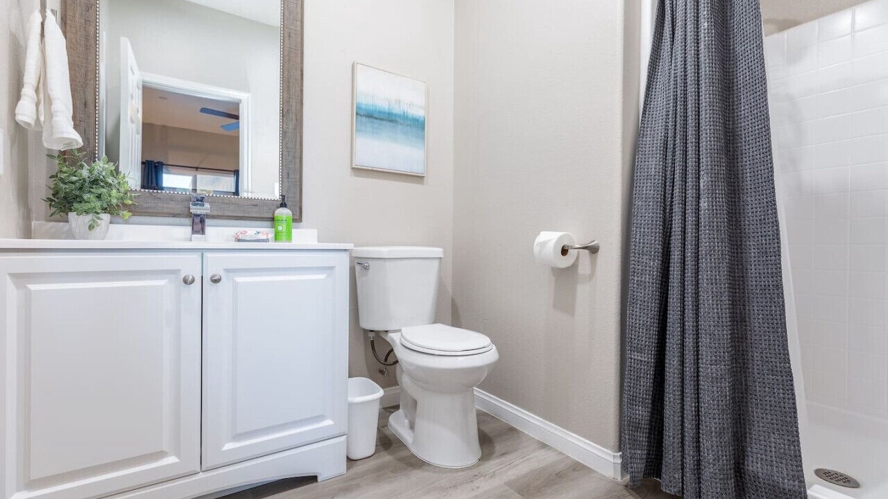 Photo of Bathroom in Ridgecrest