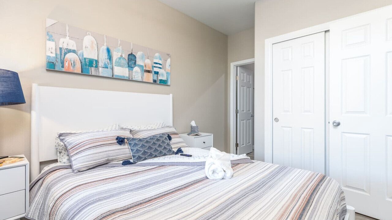 Photo of Bedroom in Ridgecrest