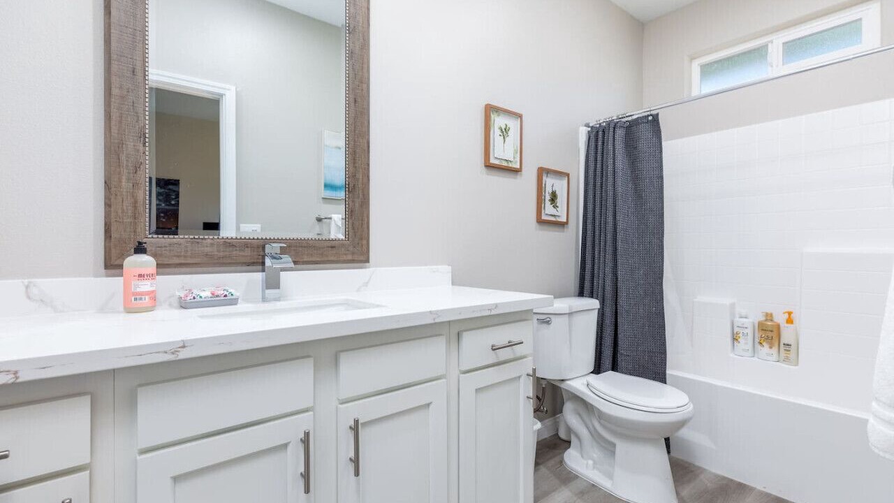 Photo of Bathroom in Ridgecrest