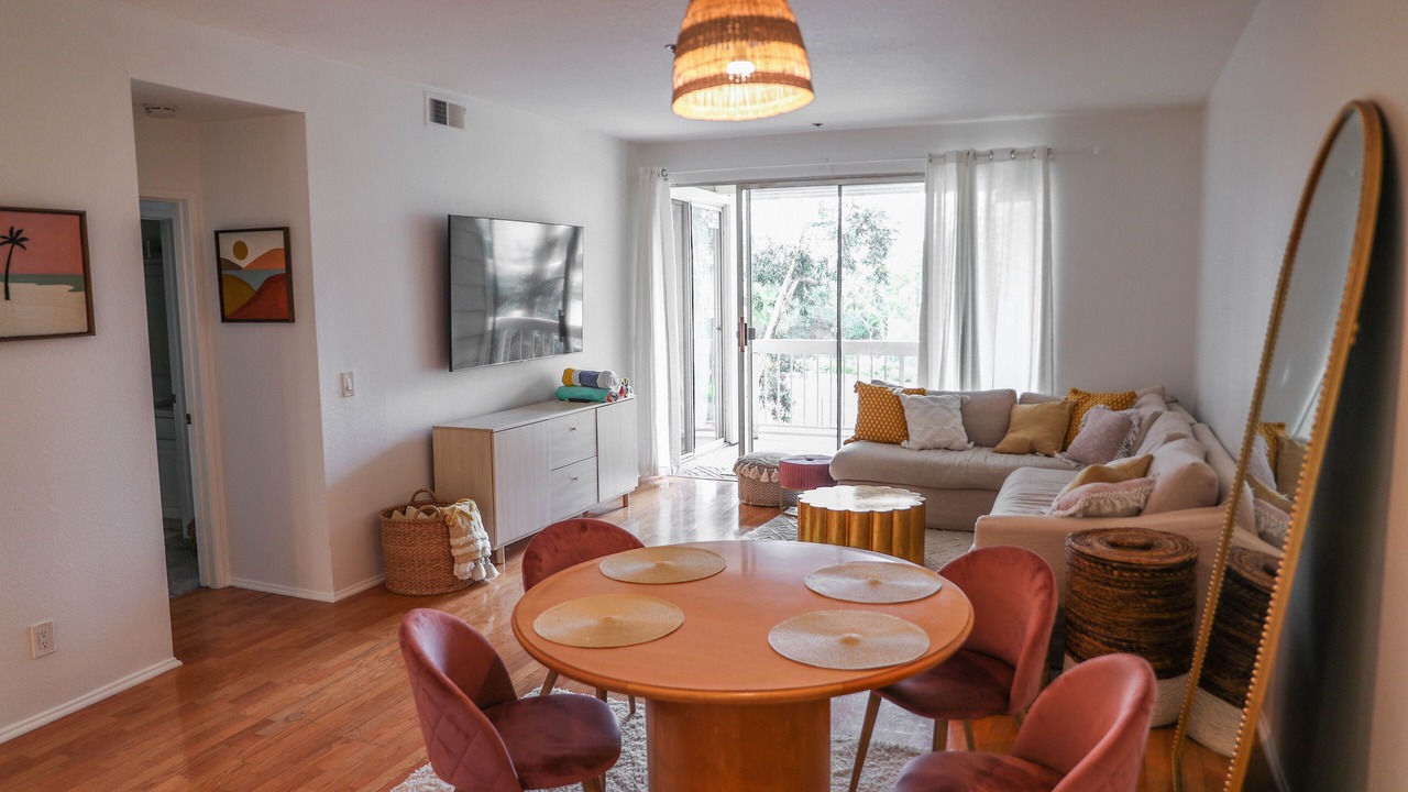Photo of Livingroom in Yorktown