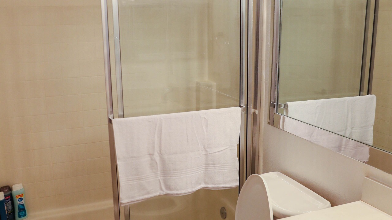 Photo of Bathroom in Yorktown