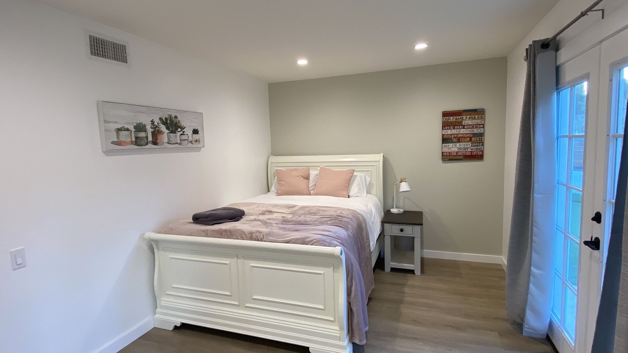 Photo of Bedroom in Malibu Canyon