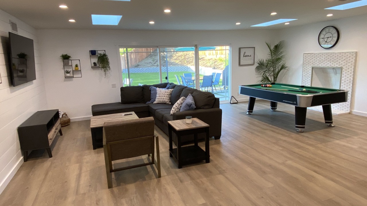 Photo of Livingroom in Malibu Canyon