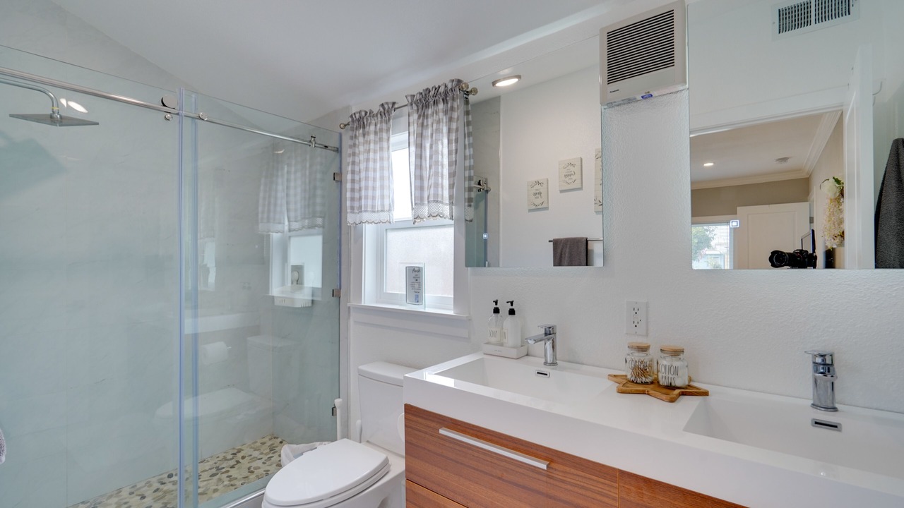 Photo of Bathroom in Livermore