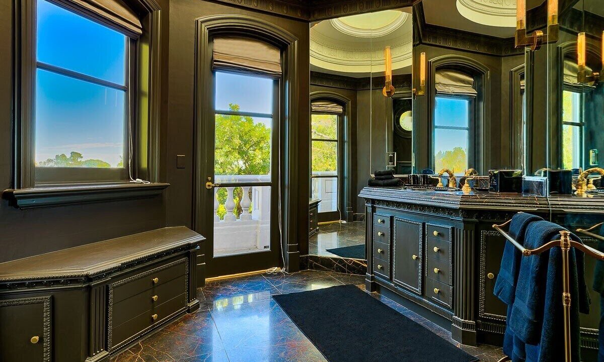 Photo of Bathroom in Beverly Hills