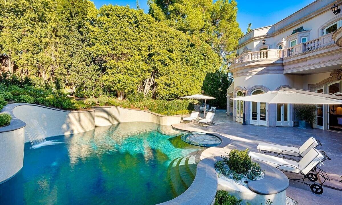 Photo of Outdoor in Beverly Hills