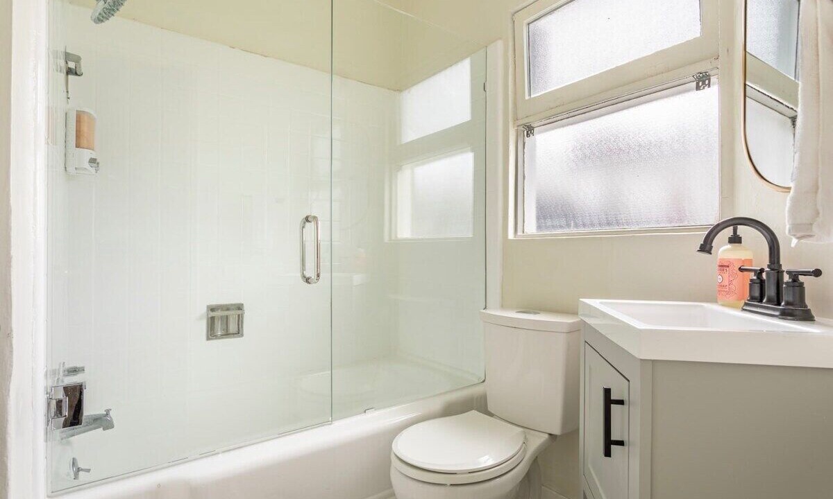 Photo of Bathroom in Hermosa Beach