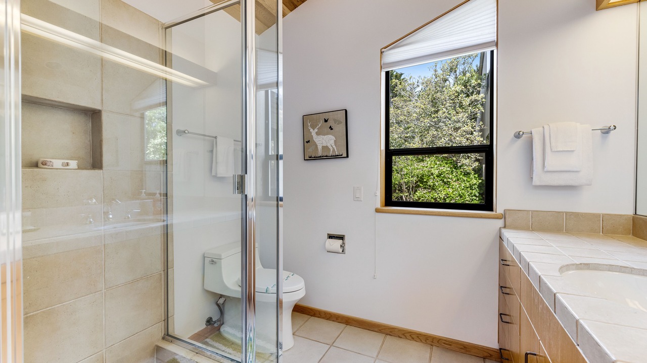 Photo of Bathroom in Sea Ranch