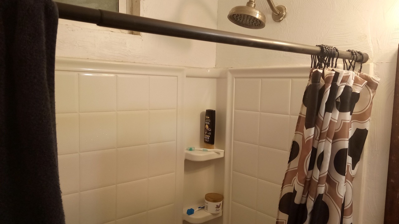 Photo of Bathroom in Lenwood