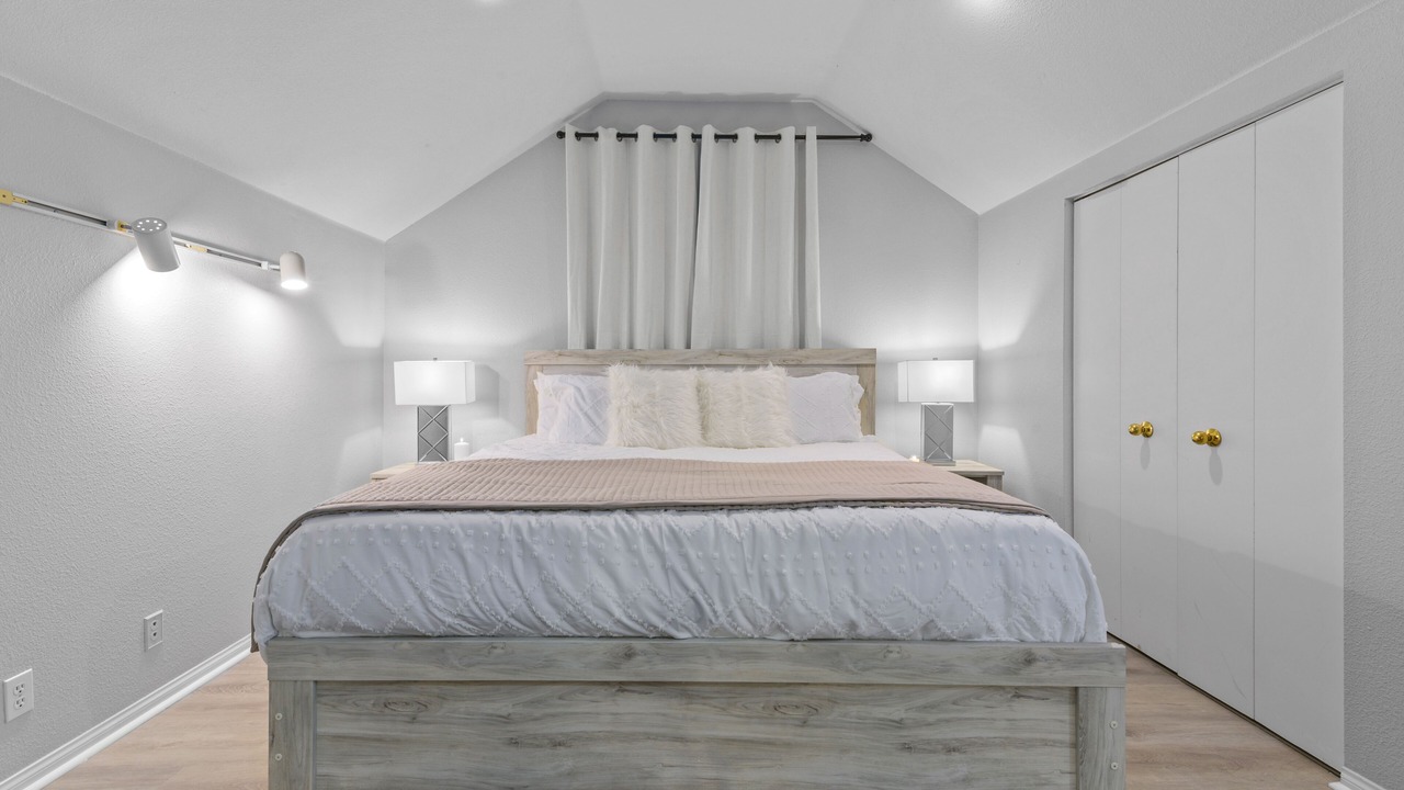 Photo of Bedroom in Ramona
