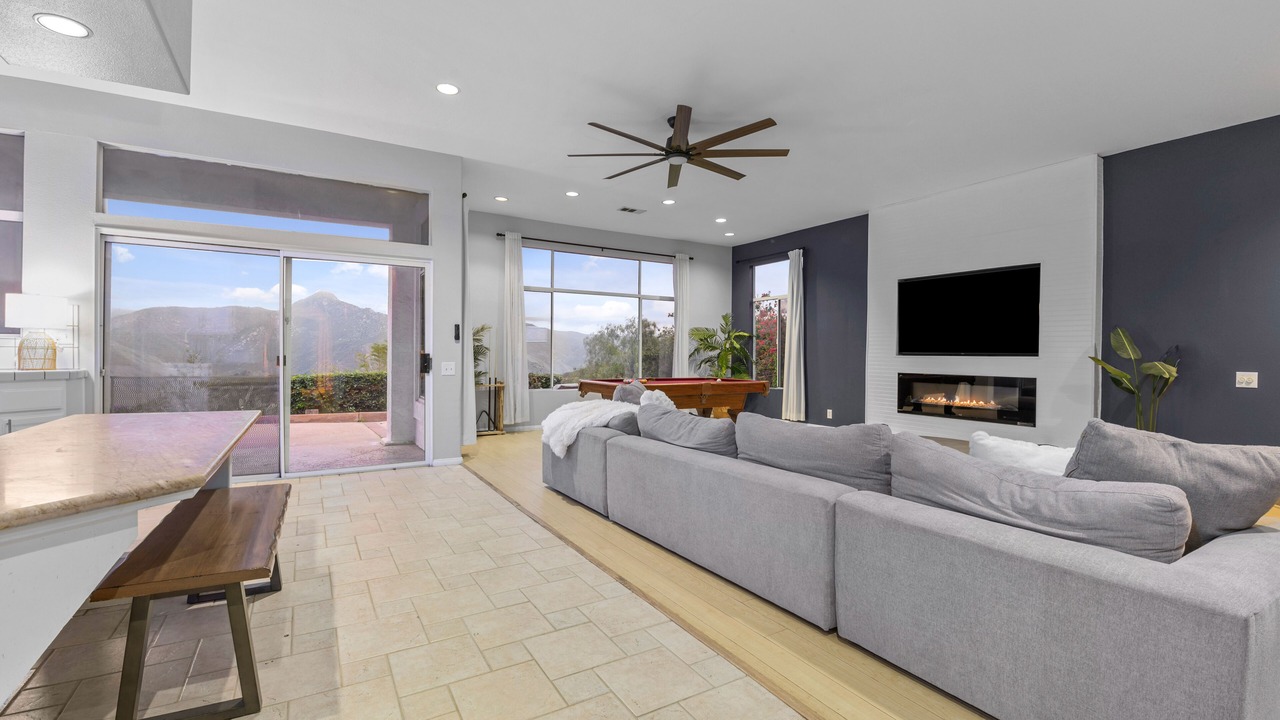Photo of Livingroom in Ramona