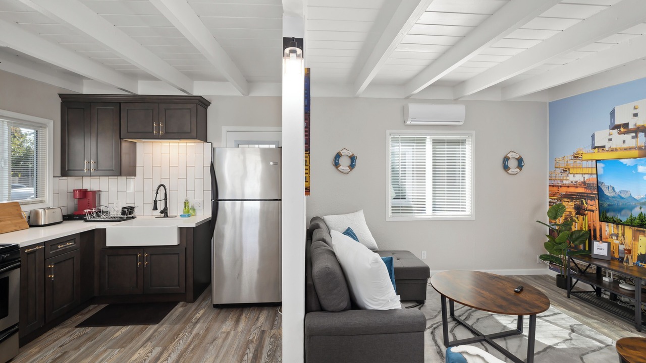 Photo of Livingroom in North Long Beach