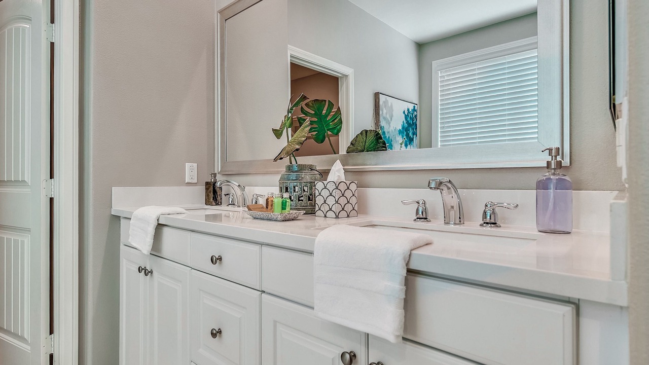 Photo of Bathroom in Mira Loma