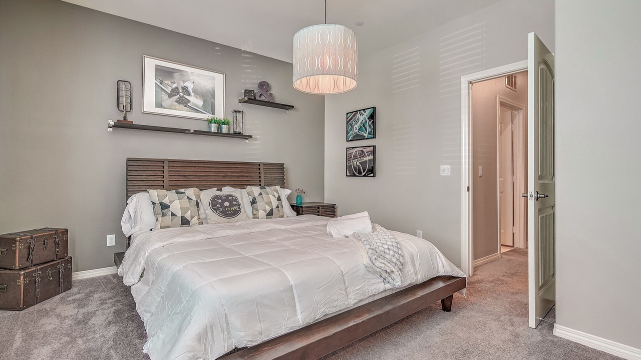 Photo of Bedroom in Mira Loma