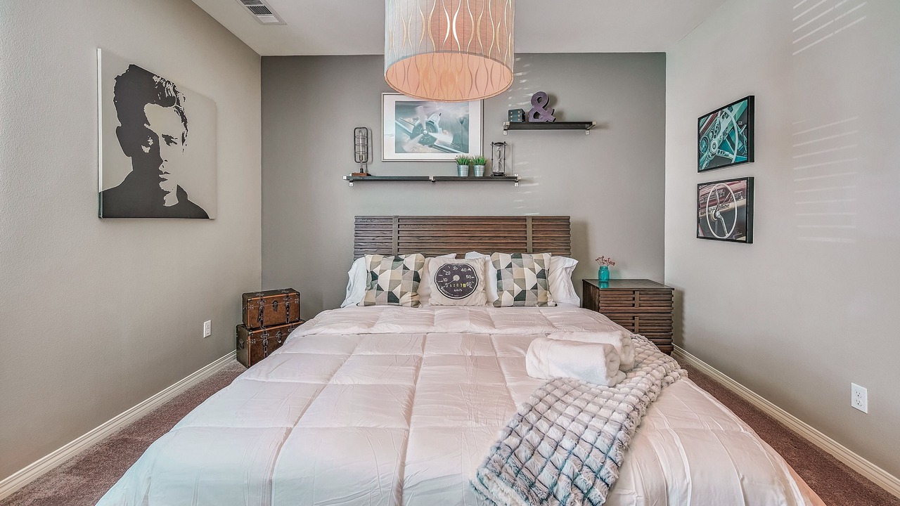 Photo of Bedroom in Mira Loma