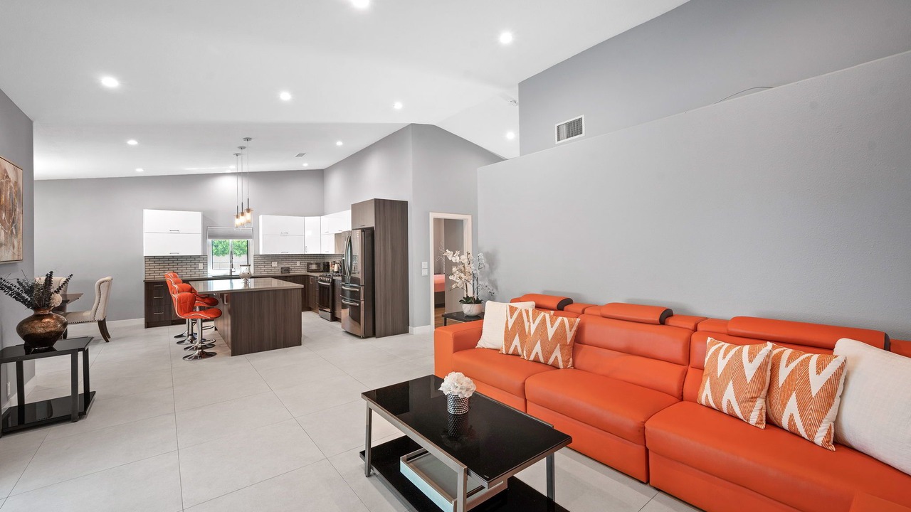 Photo of Livingroom in Cathedral City