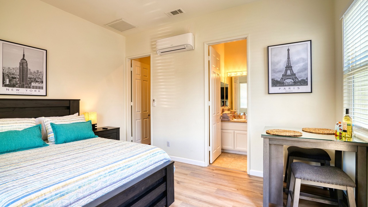 Photo of Bedroom in Indio