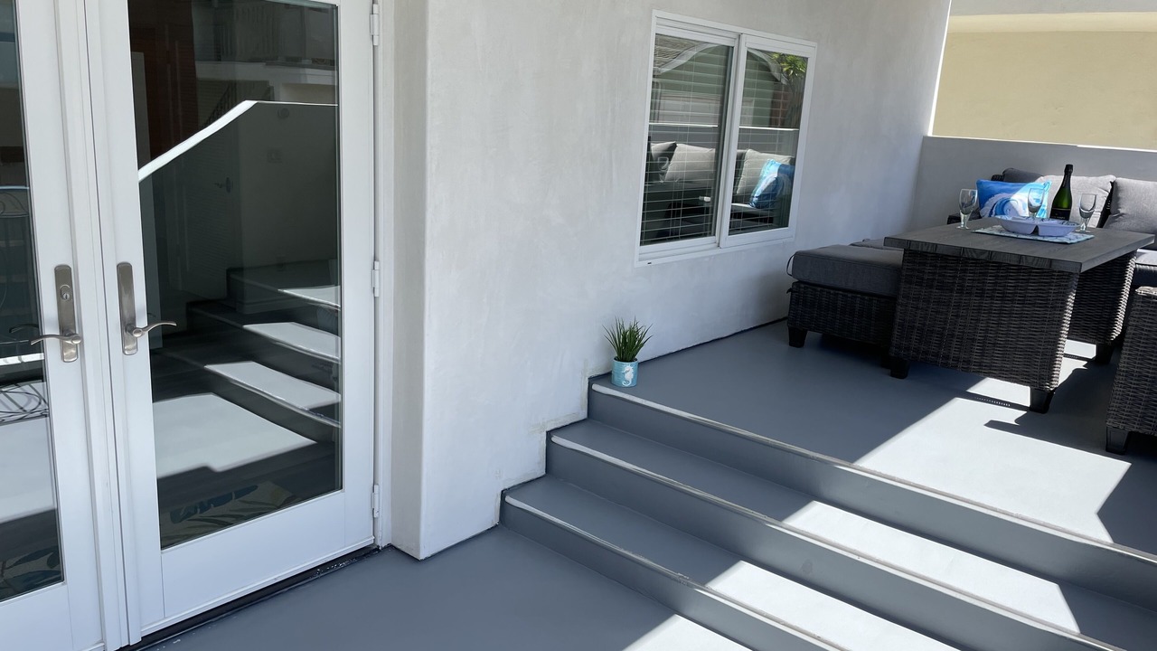 Photo of Patio Balcony in The Strand