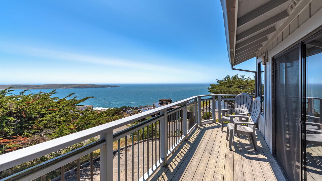 Photo of Patio Balcony in Dillon Beach