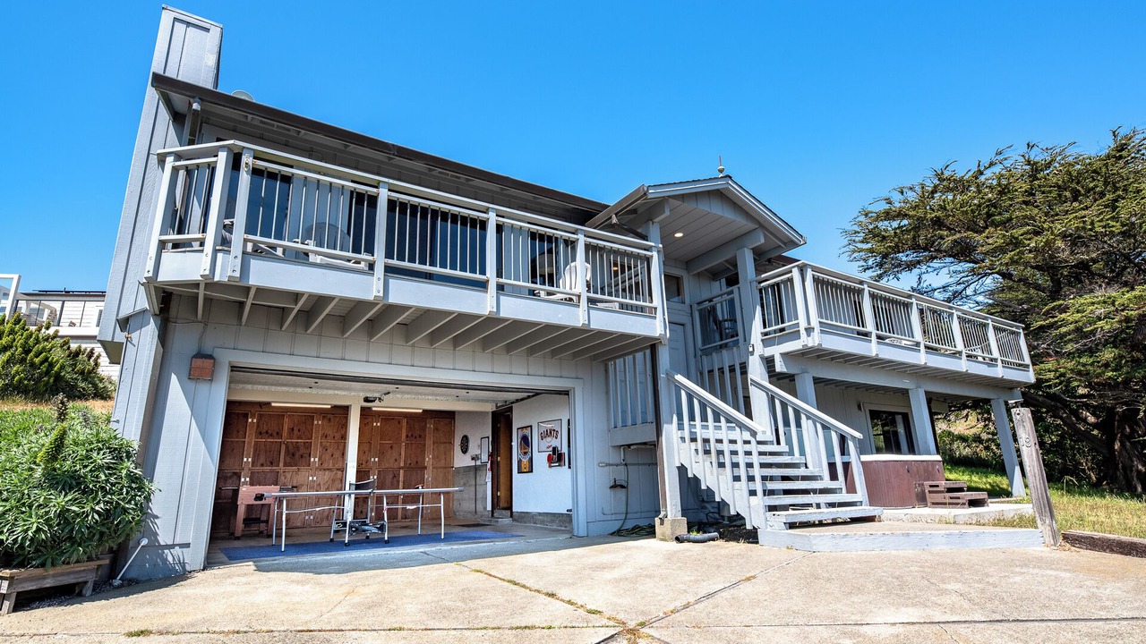 Photo of Bedroom in Dillon Beach