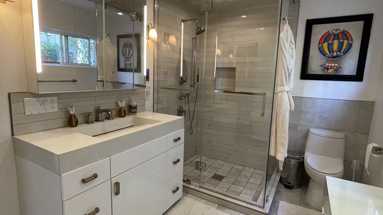 Photo of Bathroom in Playa Del Rey