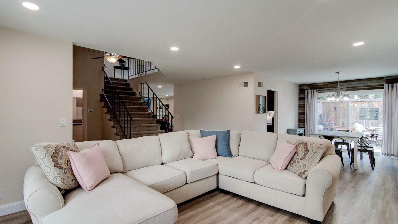 Photo of Livingroom in Tustin