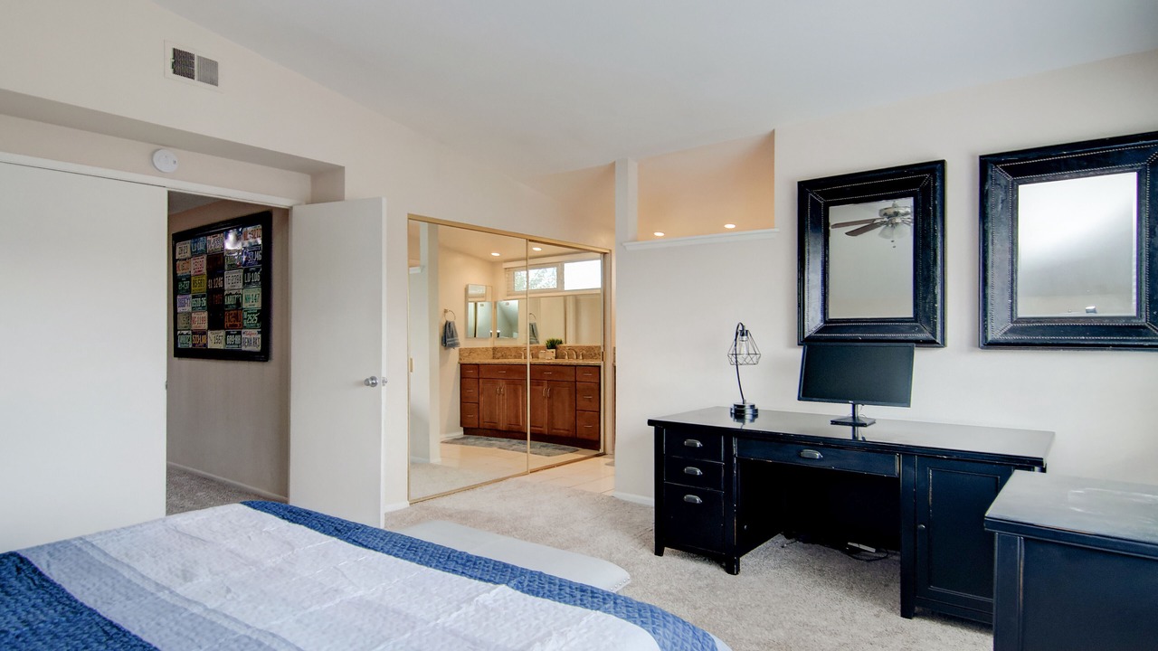 Photo of Bedroom in Tustin