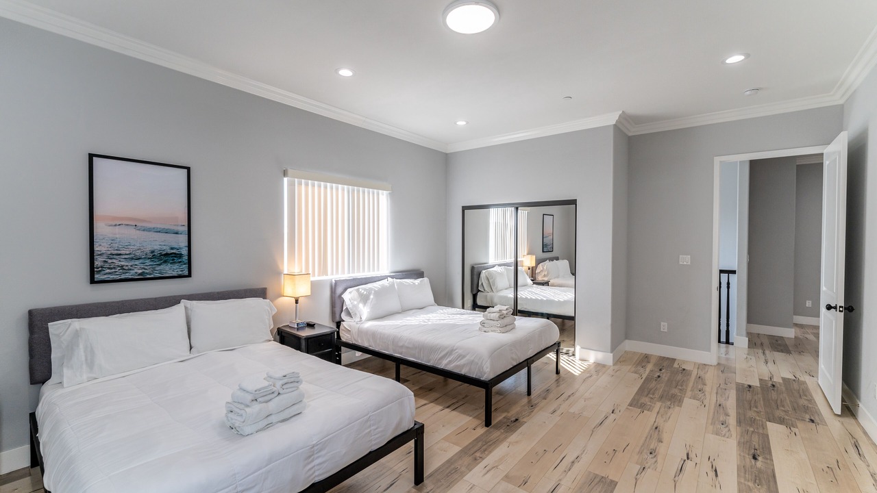 Photo of Bedroom in Midway City
